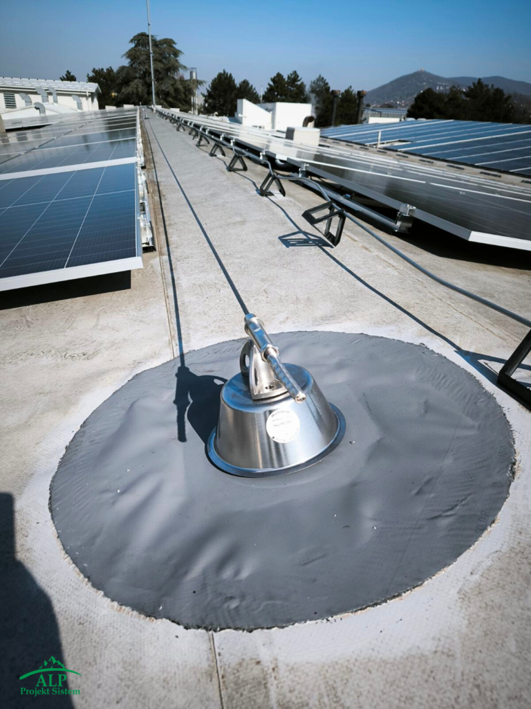 sidrišna tačka za lifeline sistem na krovu industrijskog objekta